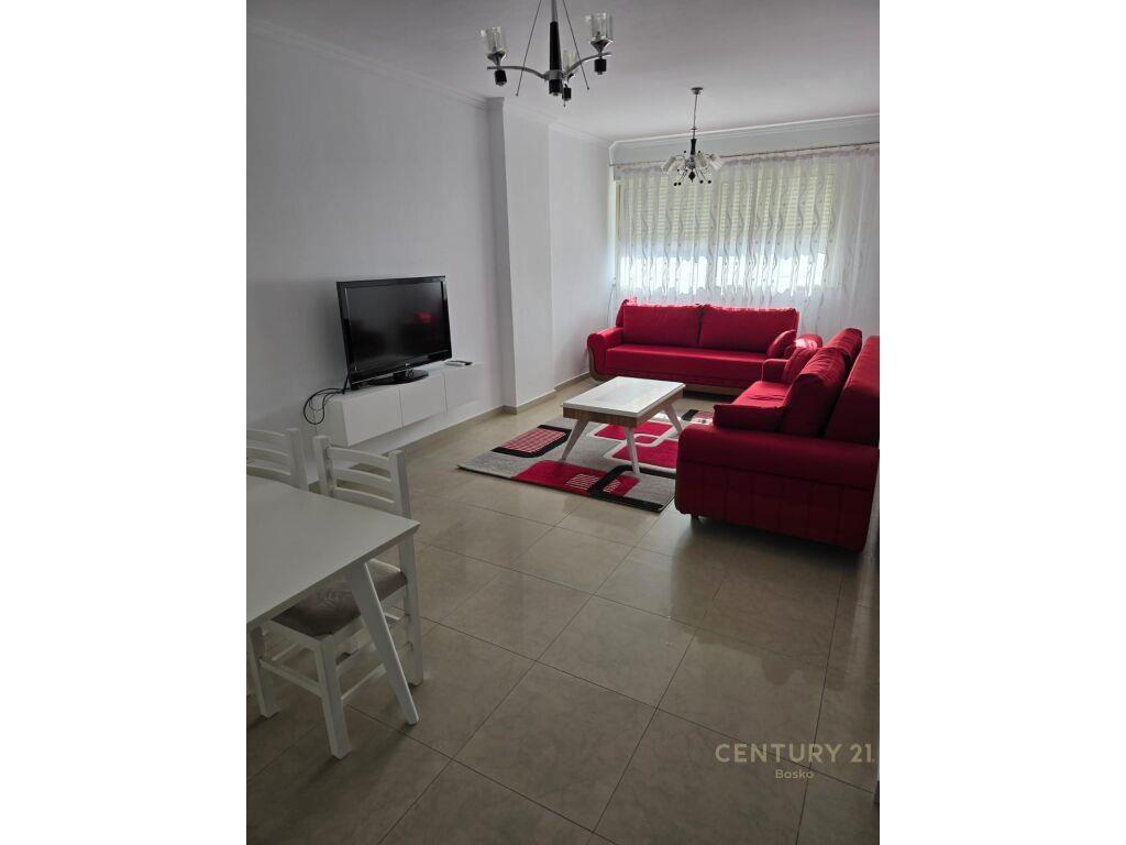 Jepet me qira apartament 3+1 Don Bosko, Banka Credins!