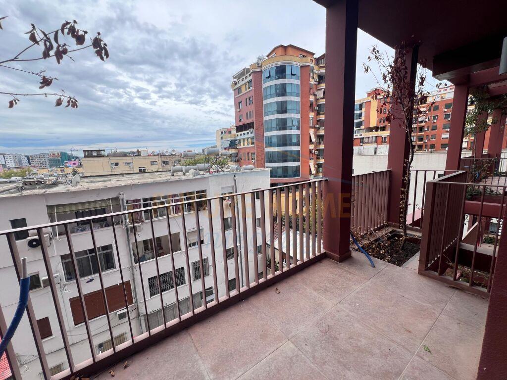 JEPET ME QERA, TIRANA GARDEN BUILDING