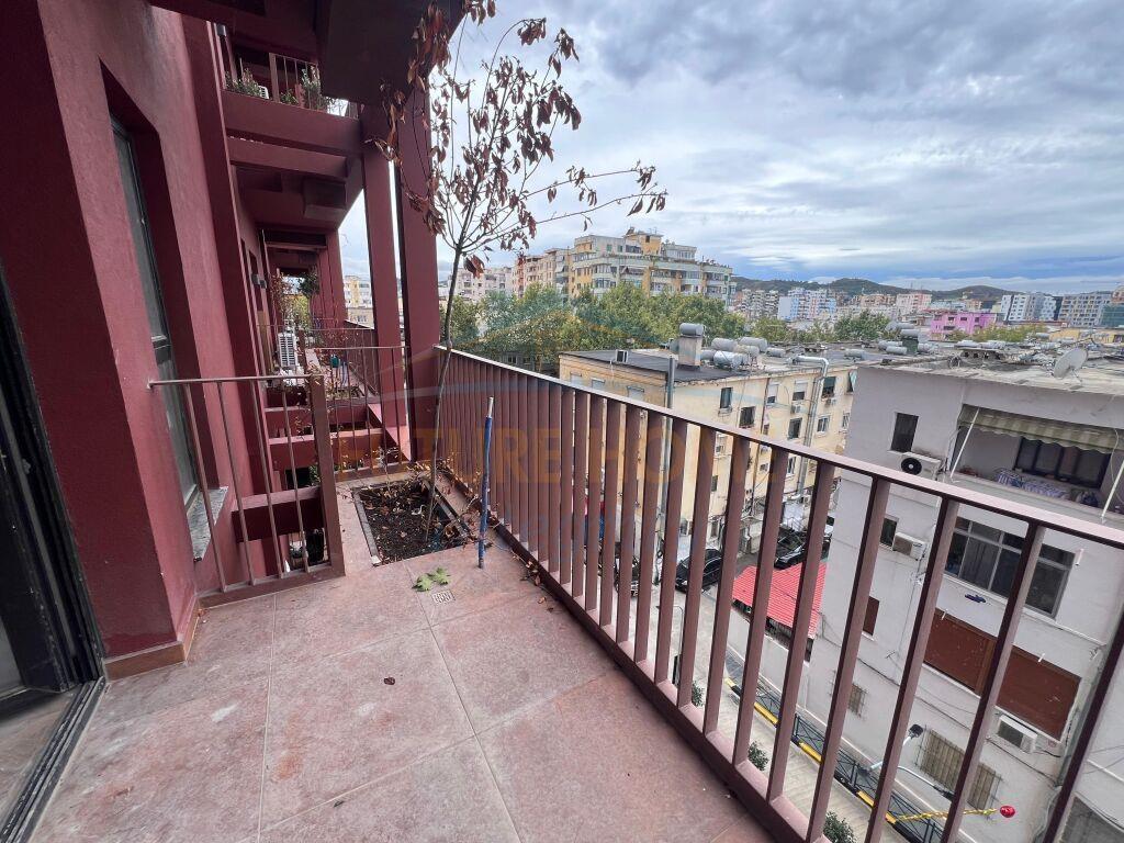 JEPET ME QERA, TIRANA GARDEN BUILDING