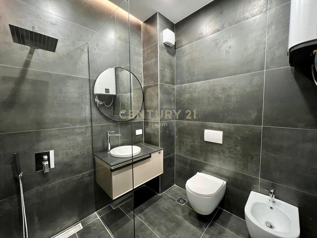 SHITET APARTAMENT 2+1+2 TE KIKA 2, KOMUNA E PARISIT!