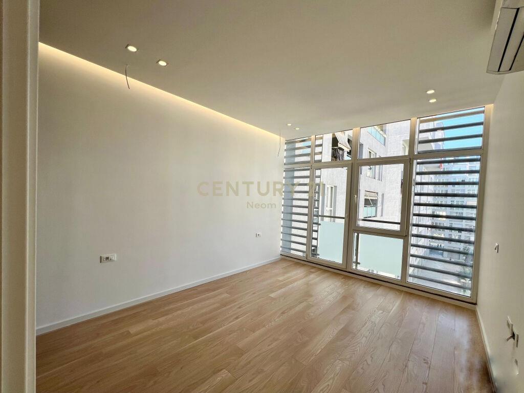 SHITET APARTAMENT 2+1+2 TE KIKA 2, KOMUNA E PARISIT!