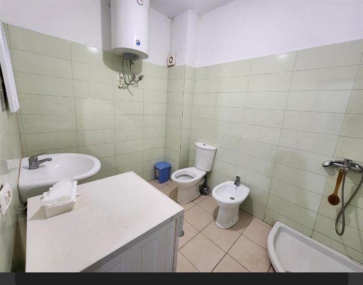 Jepet me qera Lungomare 2+1 per stundent