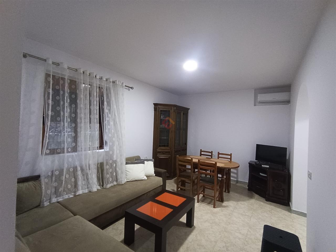 Appartamento arredato 2+1 vicino al mare