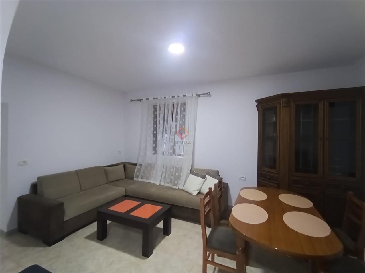 Appartamento arredato 2+1 vicino al mare