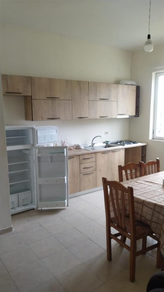 Jepet 2+1 me qira| Shkozet