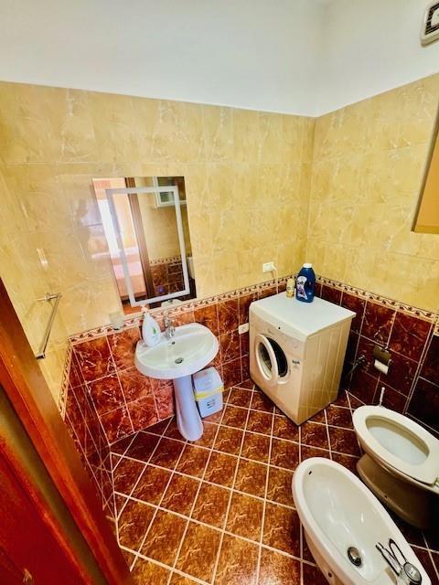 Apartament 2+1+2 per qera