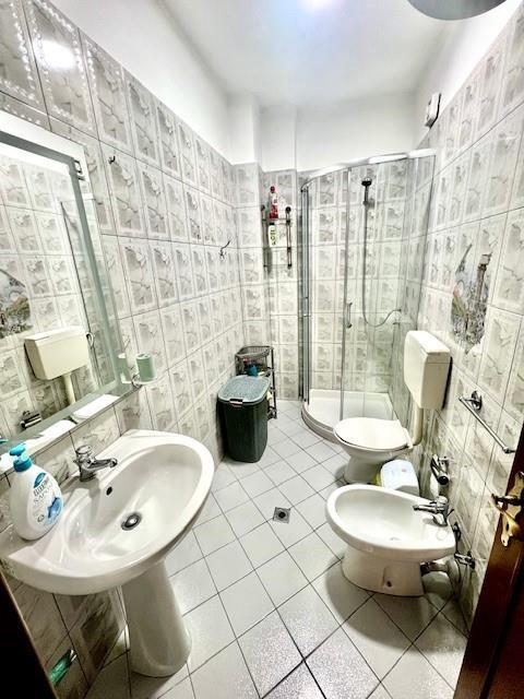 Apartament 2+1+2 per qera