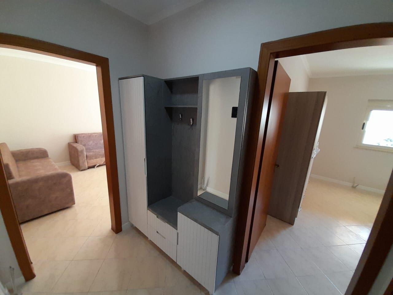 JEPET ME QIRA APARTAMENT 1+1 PRANE TATIMEVE DURRES!
