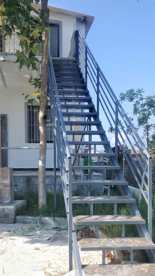 Vile ne Gjirin e Lalzit