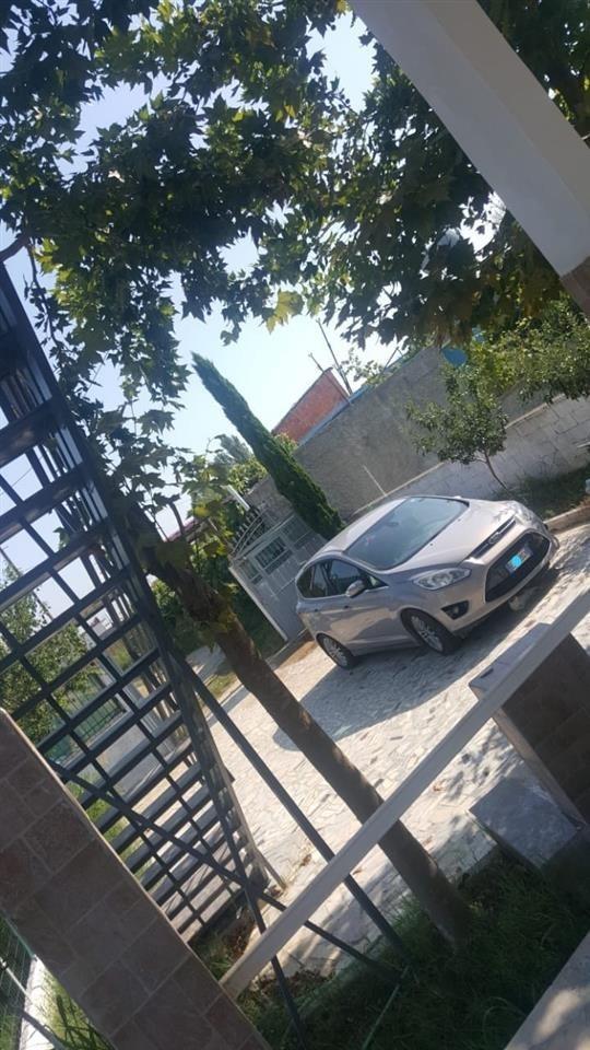 Vile ne Gjirin e Lalzit