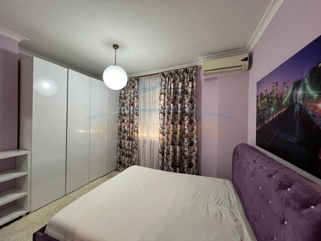 Qera, Apartament 2+1+2+Verande, Unaza e Re