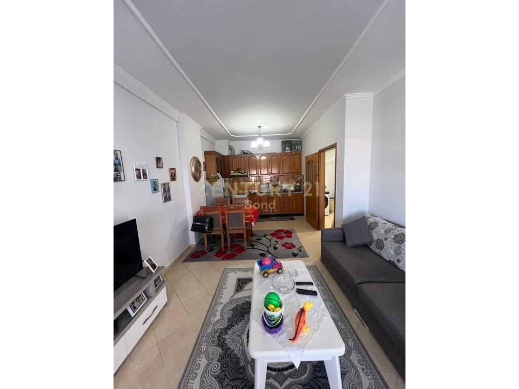Apartament 1+1 per shitje prane Rruges Jordan Misja