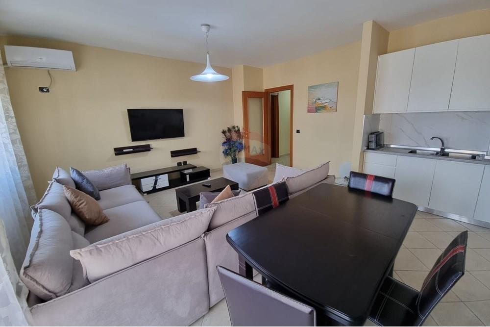 Jepet me qera apartamanet ne qender