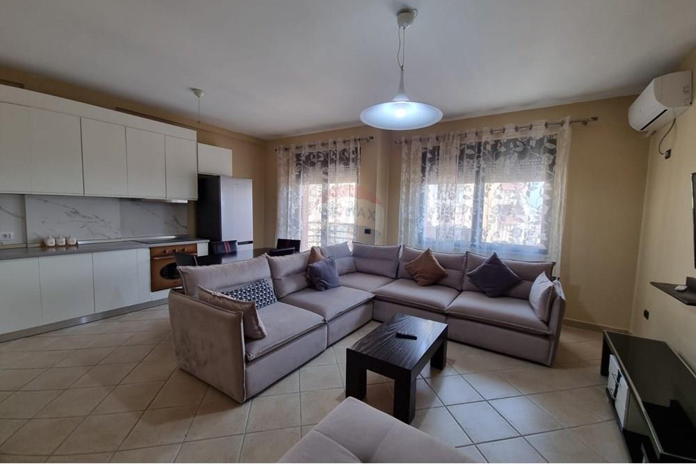 Jepet me qera apartamanet ne qender