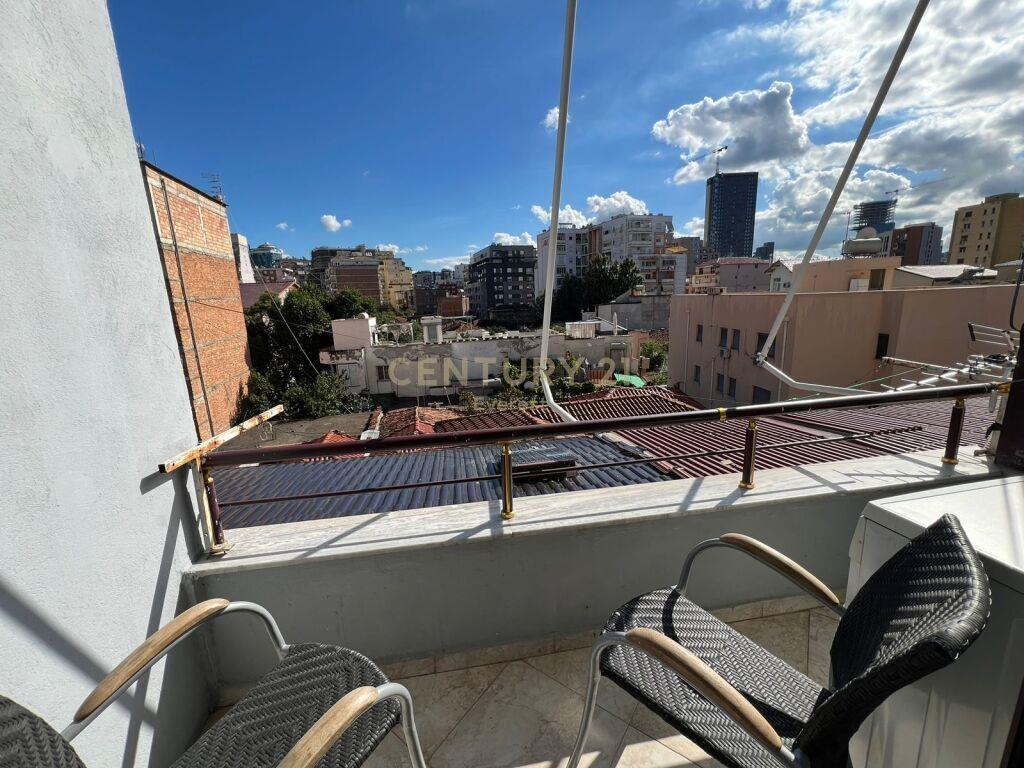 Qira | Garsoniere | 42 m² | €550/muaj | Rruga e Barrikadave