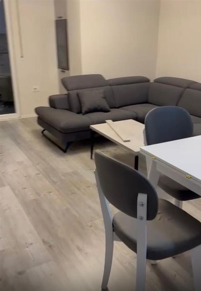 Golden Park jepet apartament 1+1 me qira