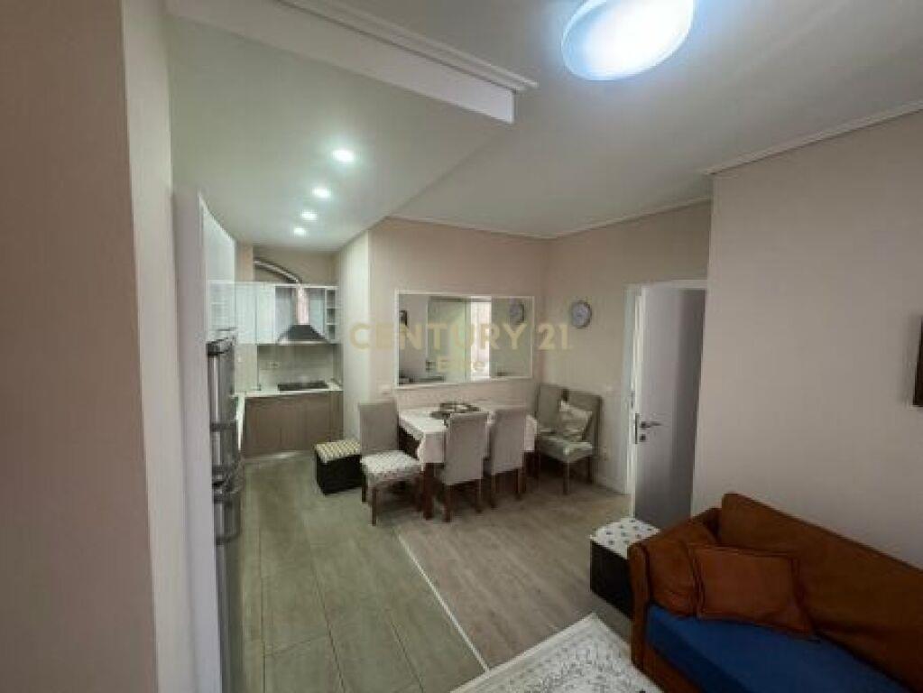 JEPET ME QIRA APARTAMENT 1+1 620 € EL101729