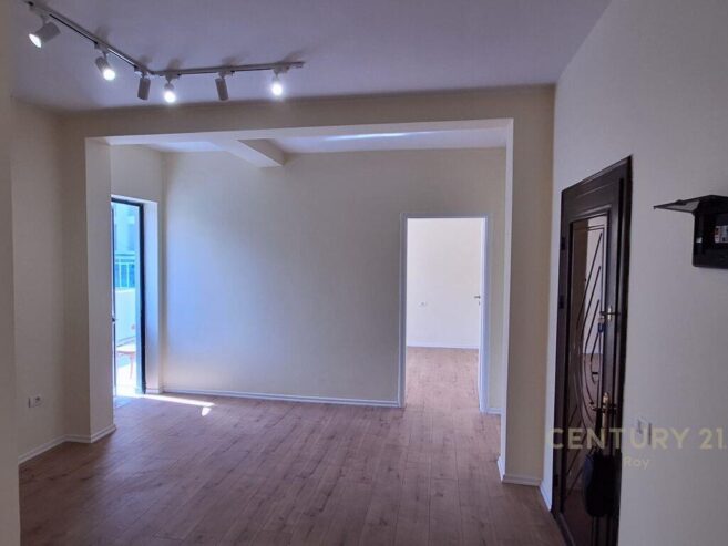 SHITET APARTAMENT 2+1 NE PLAZH !!!