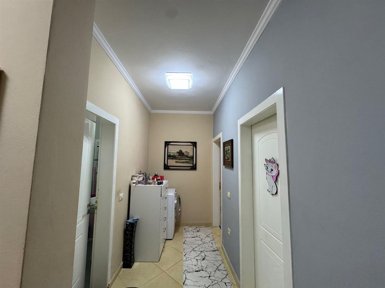 Jepet me qera ne astir