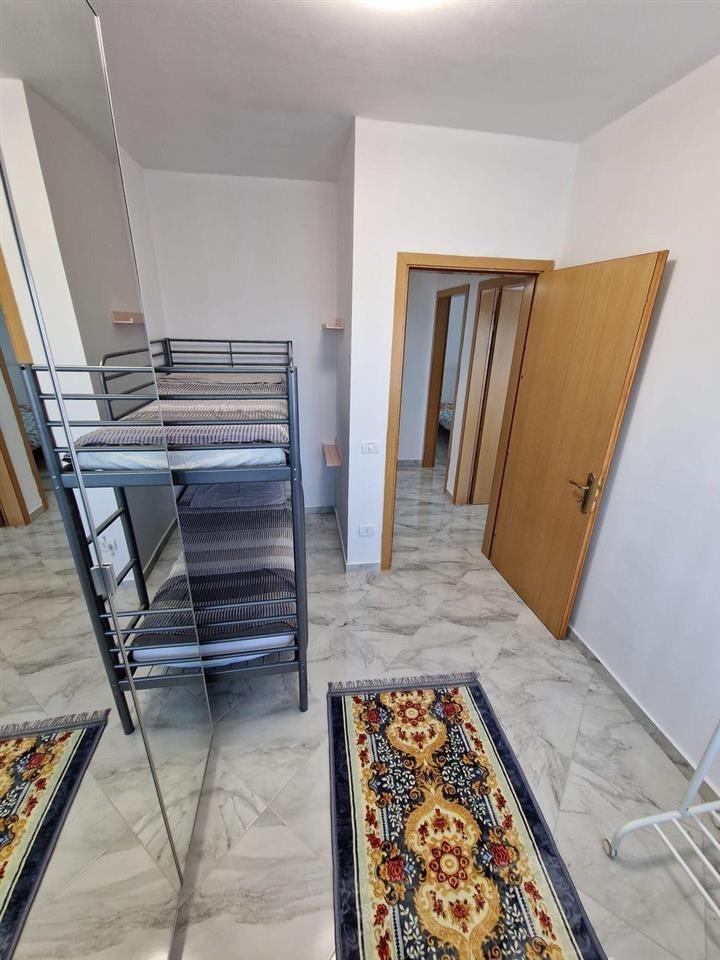 apartament me qira