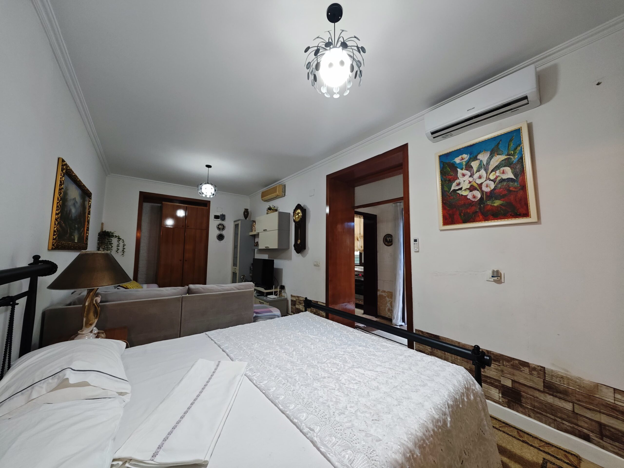 Ofrohet Për Qira Apartament 📍 Myslym Shyri