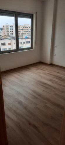 Shitet apartament 1+1/Stadiumi