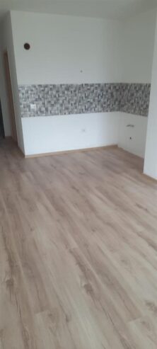 Shitet apartament 1+1/Stadiumi