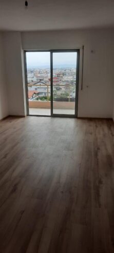 Shitet apartament 1+1/Stadiumi