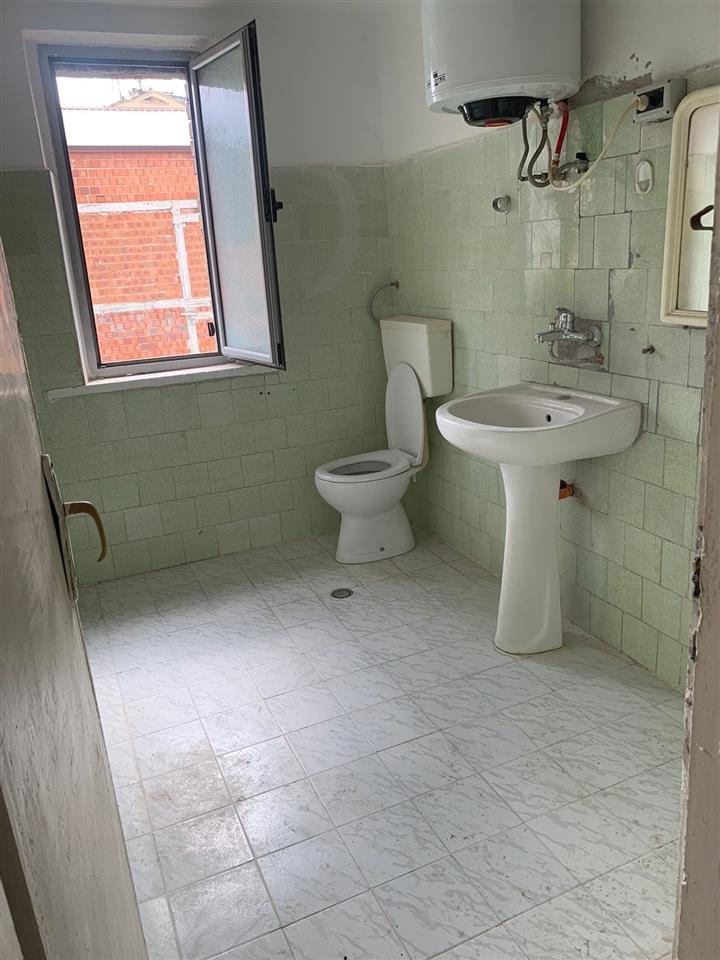 Apartment 1+1 me qira te Oxhaku 300 €