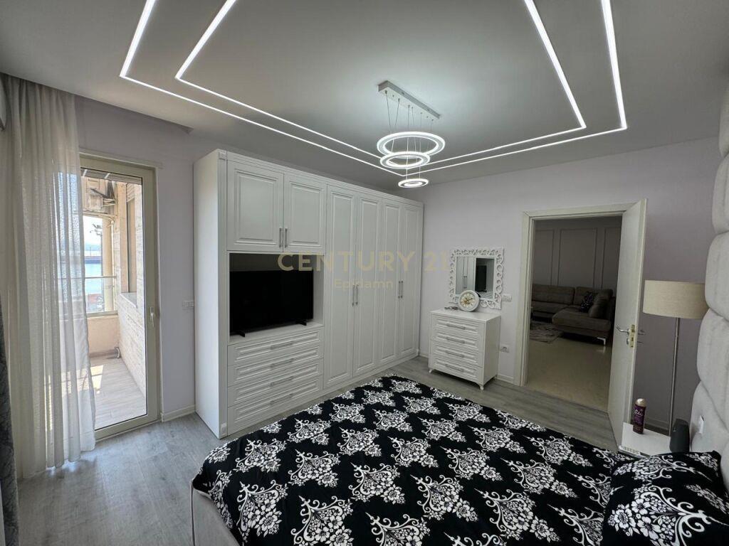 Apartament 2+1 me Qira tek Rruga e re e Portit, Durrës!