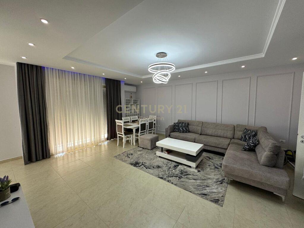 Apartament 2+1 me Qira tek Rruga e re e Portit, Durrës!