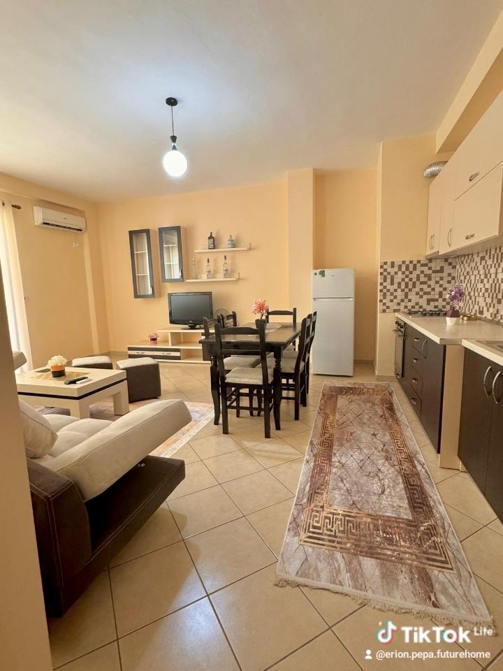 Astir tek bar Artisti 1+1 qera