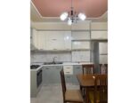 JEPET ME QIRA APARTAMENT 2+1 TEK STACIONI TRENIT!