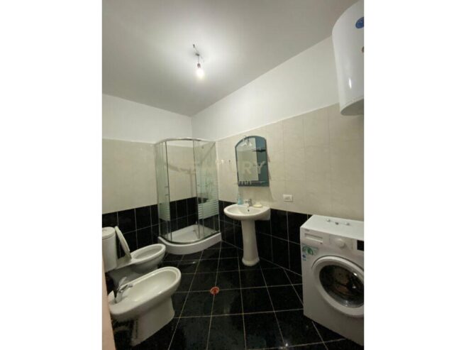 JEPET ME QIRA APARTAMENT 2+1 TEK STACIONI TRENIT!