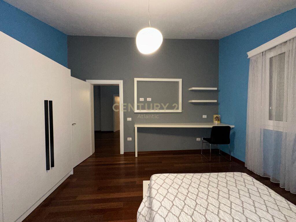 SHITET SUPER VILE NE XHAVZOTAJ!