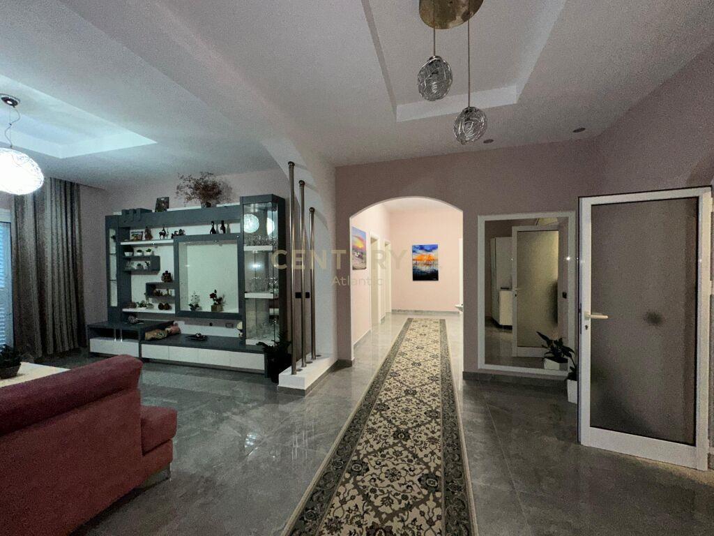 SHITET SUPER VILE NE XHAVZOTAJ!