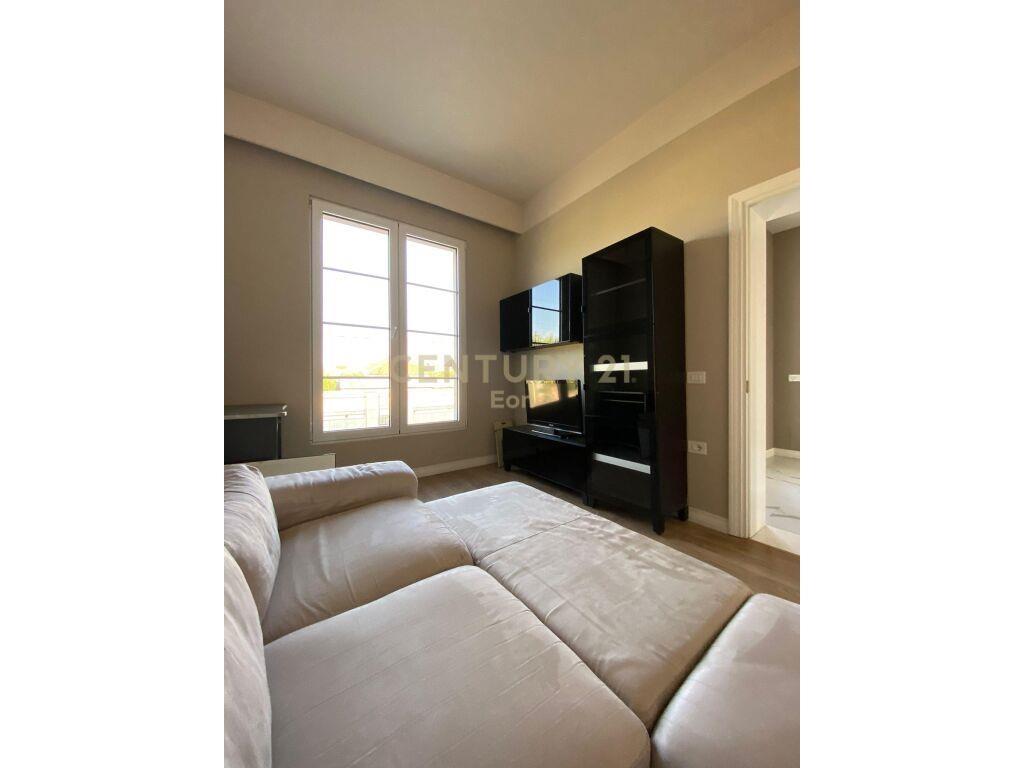 JEPET VILE PER QERA NE SHIJAK ,DURRES !!