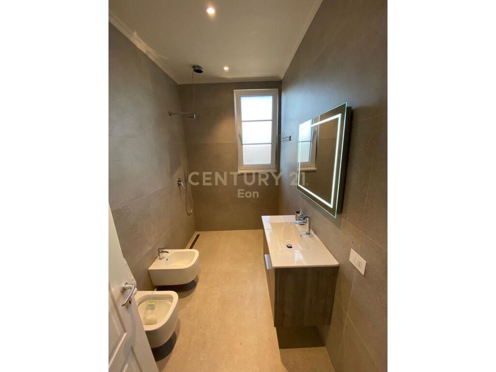 JEPET VILE PER QERA NE SHIJAK ,DURRES !!