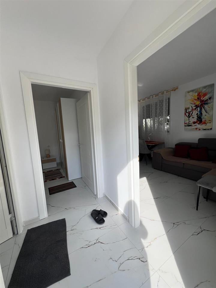 JEPET ME QERA 1+1 TEK SHKOLLA GREKE DURRES!