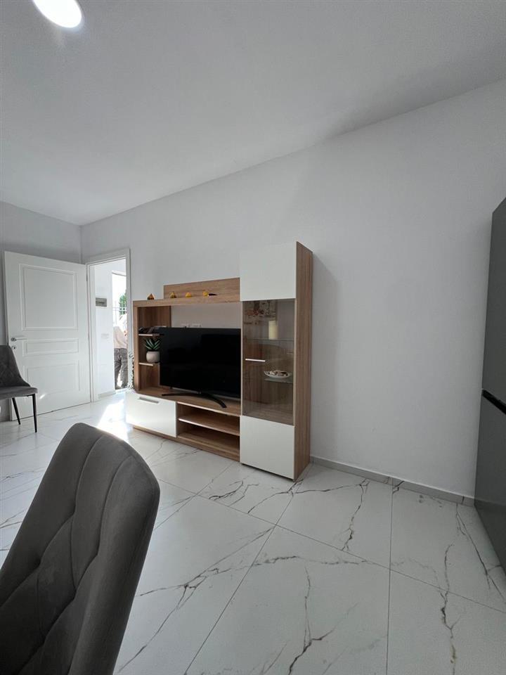 JEPET ME QERA 1+1 TEK SHKOLLA GREKE DURRES!