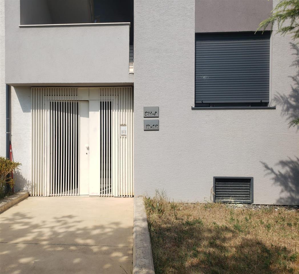 Jepet me qira apartament 1+1.Valamar