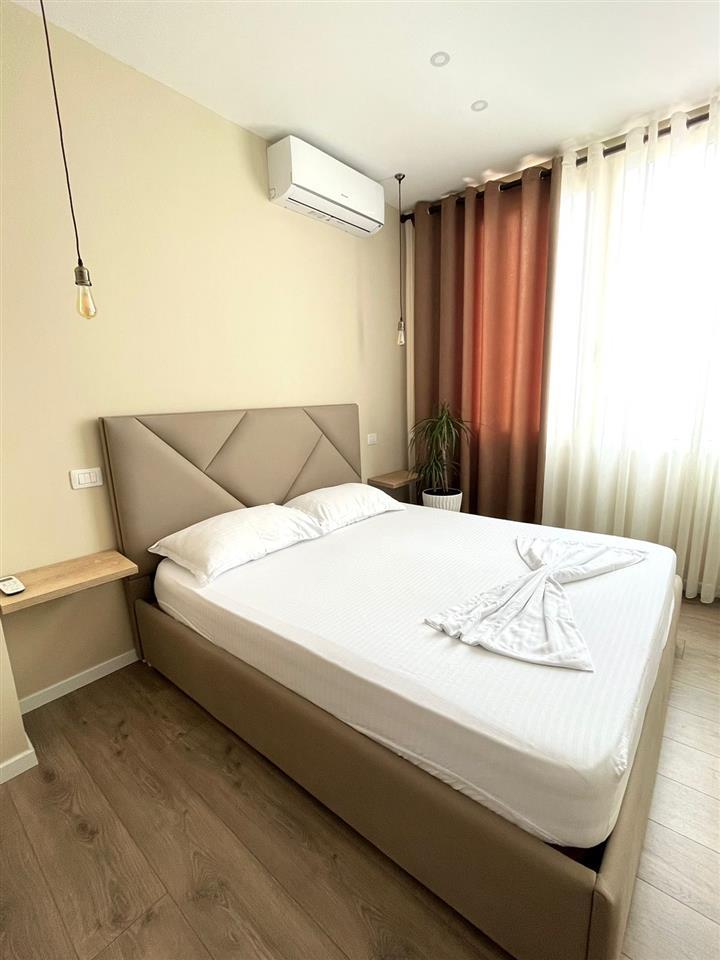 Jepet me qira apartament 1+1 me pamje nga deti /Plepa