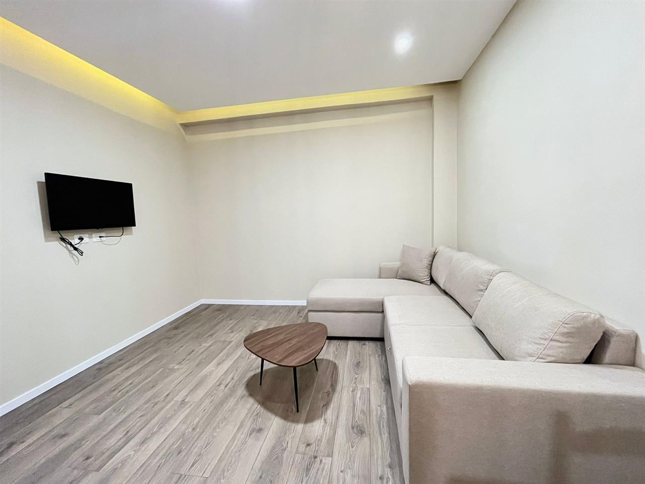 Jepet me qira apartament 1+1 me pamje nga deti /Plepa