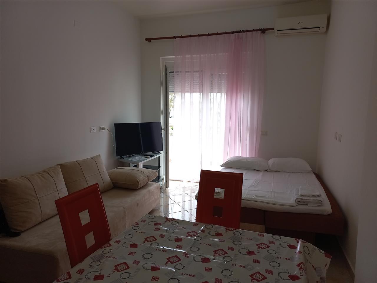 Lungomare Apartament1+1 me qera