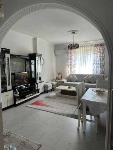 SHITET APARTAMENT 2+1 TEK HYRJA E DURRESIT!