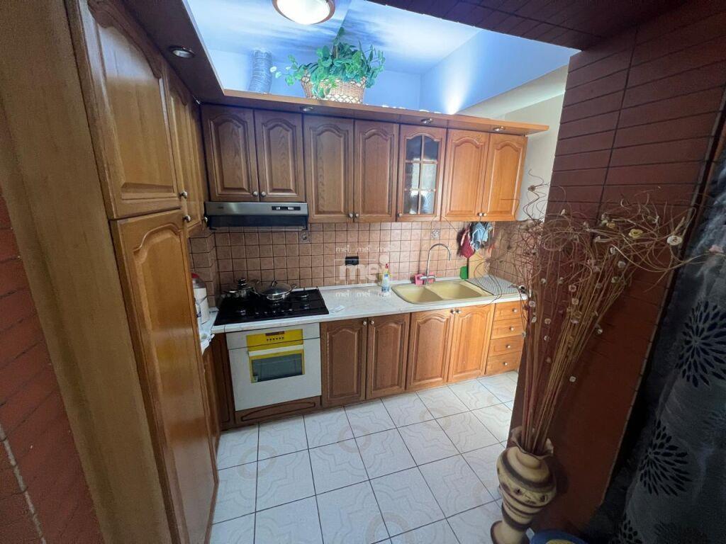 JEPET ME QIRA APARTAMENT 2+1 NE VOLLGA !