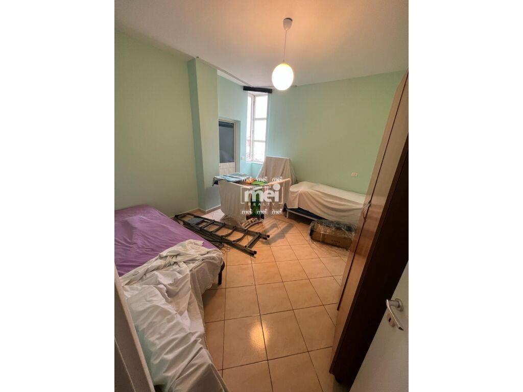 JEPET ME QIRA APARTAMENT 2+1+2 NE QENDER!