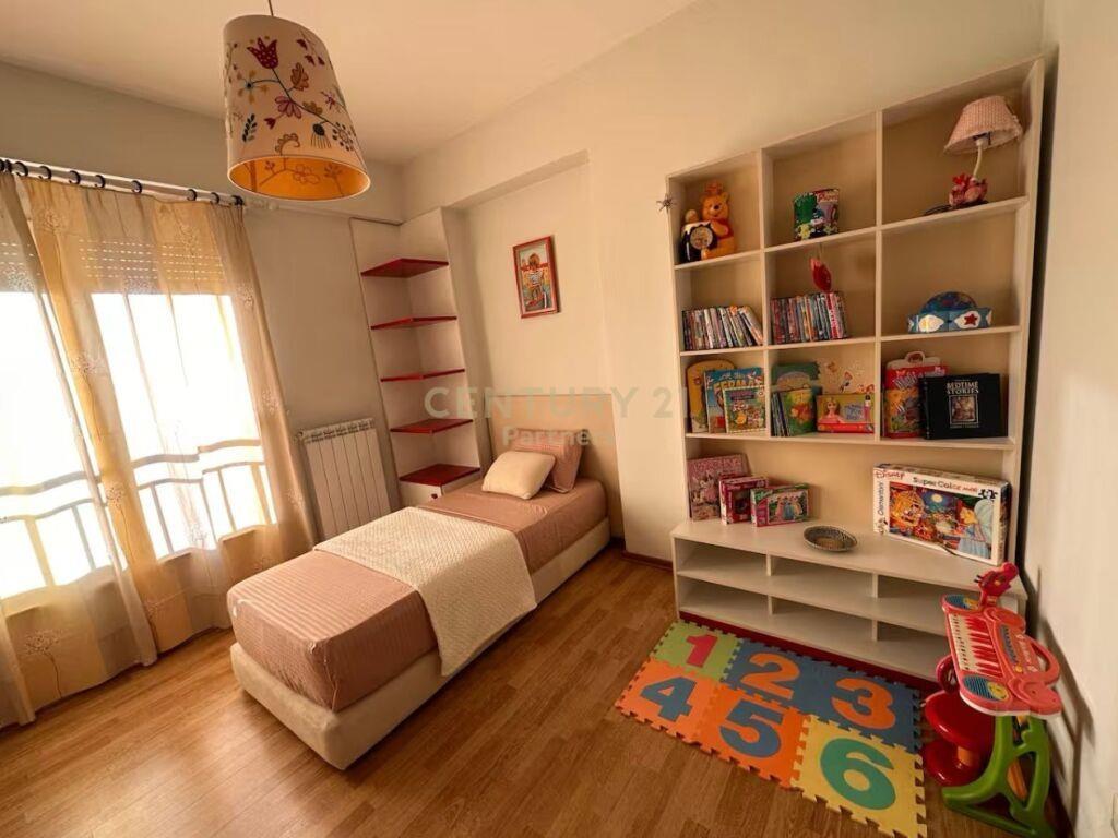 Japim apartament me qira Rruga Barrikadave partners101866