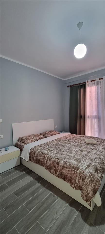 Apartament me qera ditore prane Qendres!