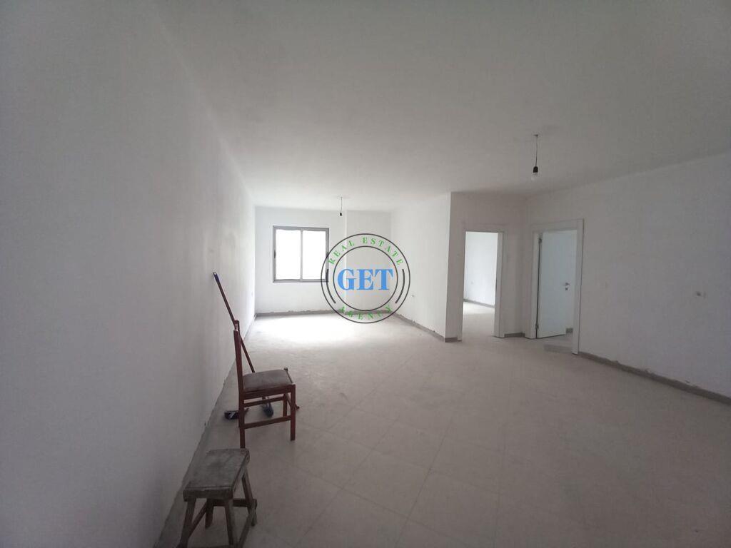 Shitet, Apartament 2+1, Stacioni i Trenit, Durres
